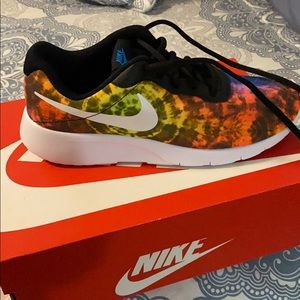 Brand new Nike shoes
